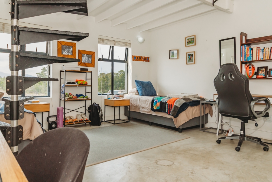 5 Bedroom Property for Sale in Kraaibosch Country Estate Western Cape